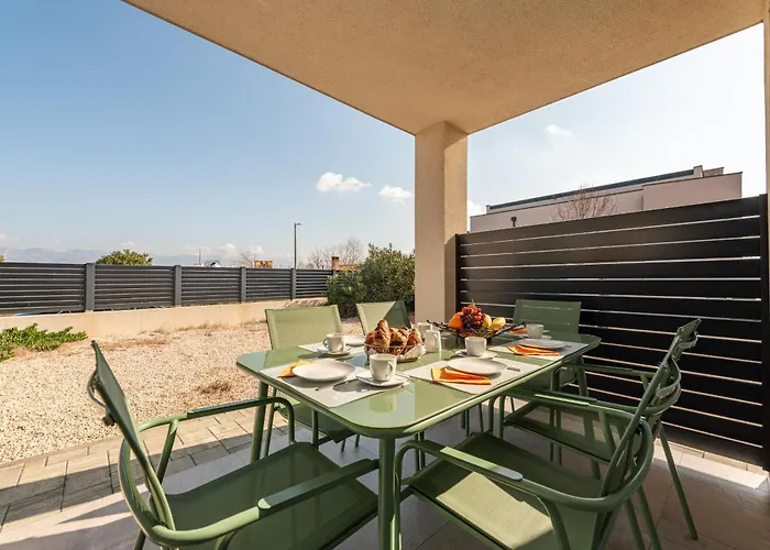 Вилла Mare E Monti